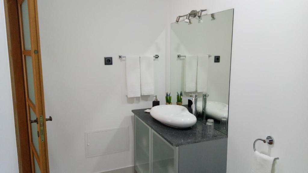 Anadia Atrium room 3