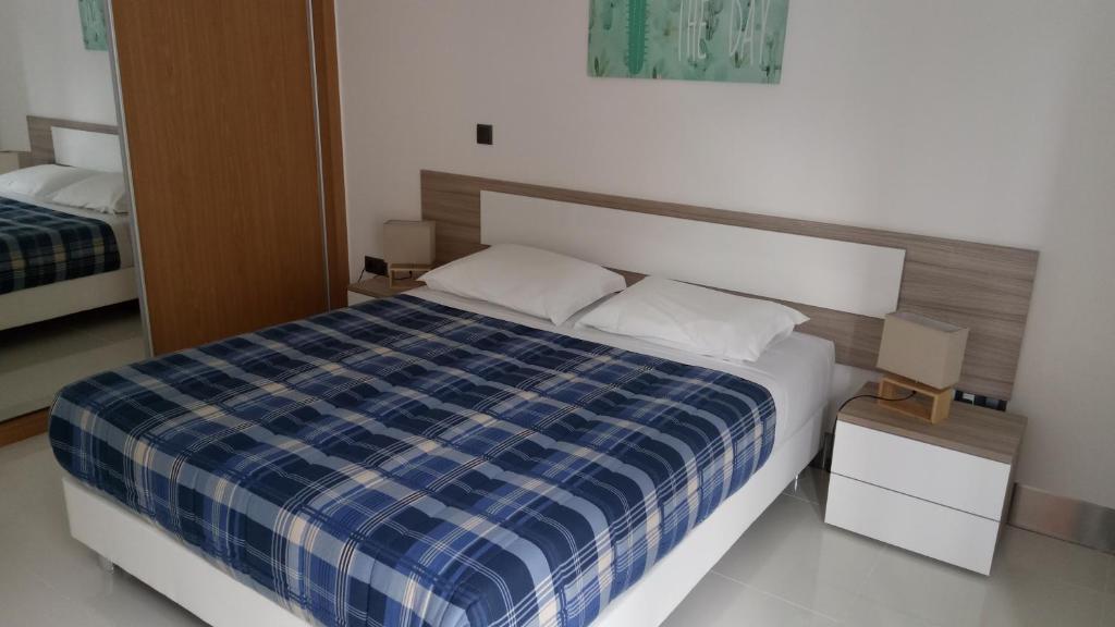 Anadia Atrium room 6